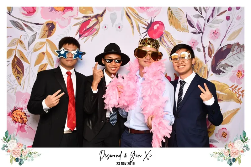 wedding photobooth floral backdrop design